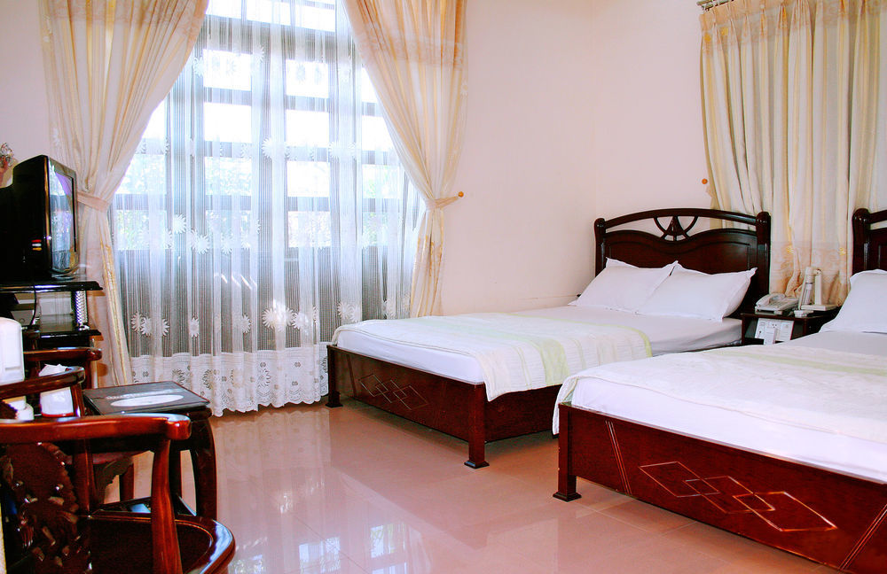 โอโย 563 ฟูทิญ Hotel ญาจาง ภายนอก รูปภาพ