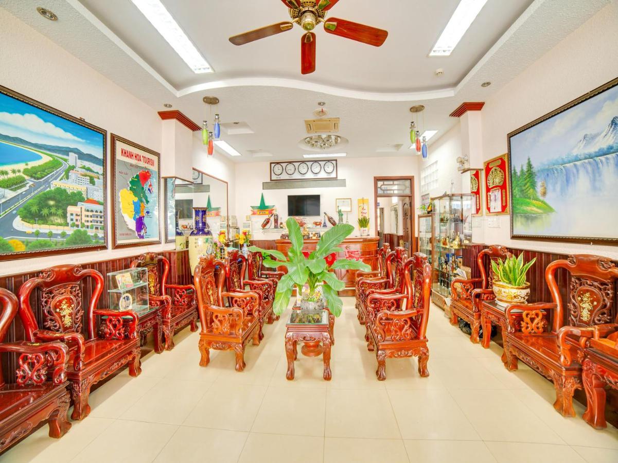 โอโย 563 ฟูทิญ Hotel ญาจาง ภายนอก รูปภาพ
